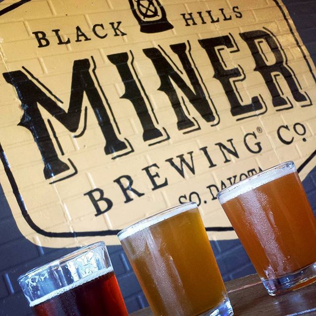 Armed with a taste for adventure and thirst for good beer, I jumped in the car with Island Boy and plugged the Black Hills into the GPS. Leaving the familiar craft beer mecca of Minnesota for the uncharted #SouthDakota beer landscape was a little nerve racking, but our thirst was soon quenched. While the quality of beer in the Black Hills is above average as a whole, @minerbrewingcompany was definitely a standout.
Featured here is Miner's Red, White + Blue flight celebrating Independence Day, which consisted of an Irish Red Ale, a White IPA and a Blue IPA.
If you're a craft beer lover and find yourself in the Black Hills area, be sure to grab a pint at Miner Brewing, and for my full review of Miner Brewing, visit kohleen.yelp.com!
#HiFromSD #craftbeer #SoDakSummer #beercation #beertravel #SoDakCraftBeer #blackhillsbeer #minerbrewing #TheMidwestival