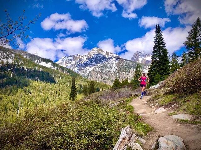 Summer&rsquo;s foolproof adventure check list: ⁣
✔️ Attitude. ⁣
✔️ Gratitude. ⁣
✔️ Snacks. ⁣⁣
⁣
Everything else is optional. ⁣
⁣⁣
📸: @tetonsnowgeek