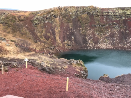  Kerið volcanic crater lake 