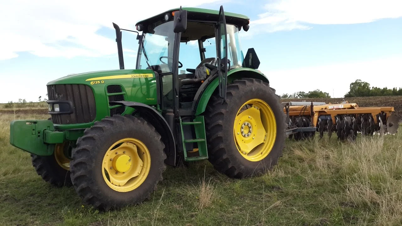 tractor1.jpg