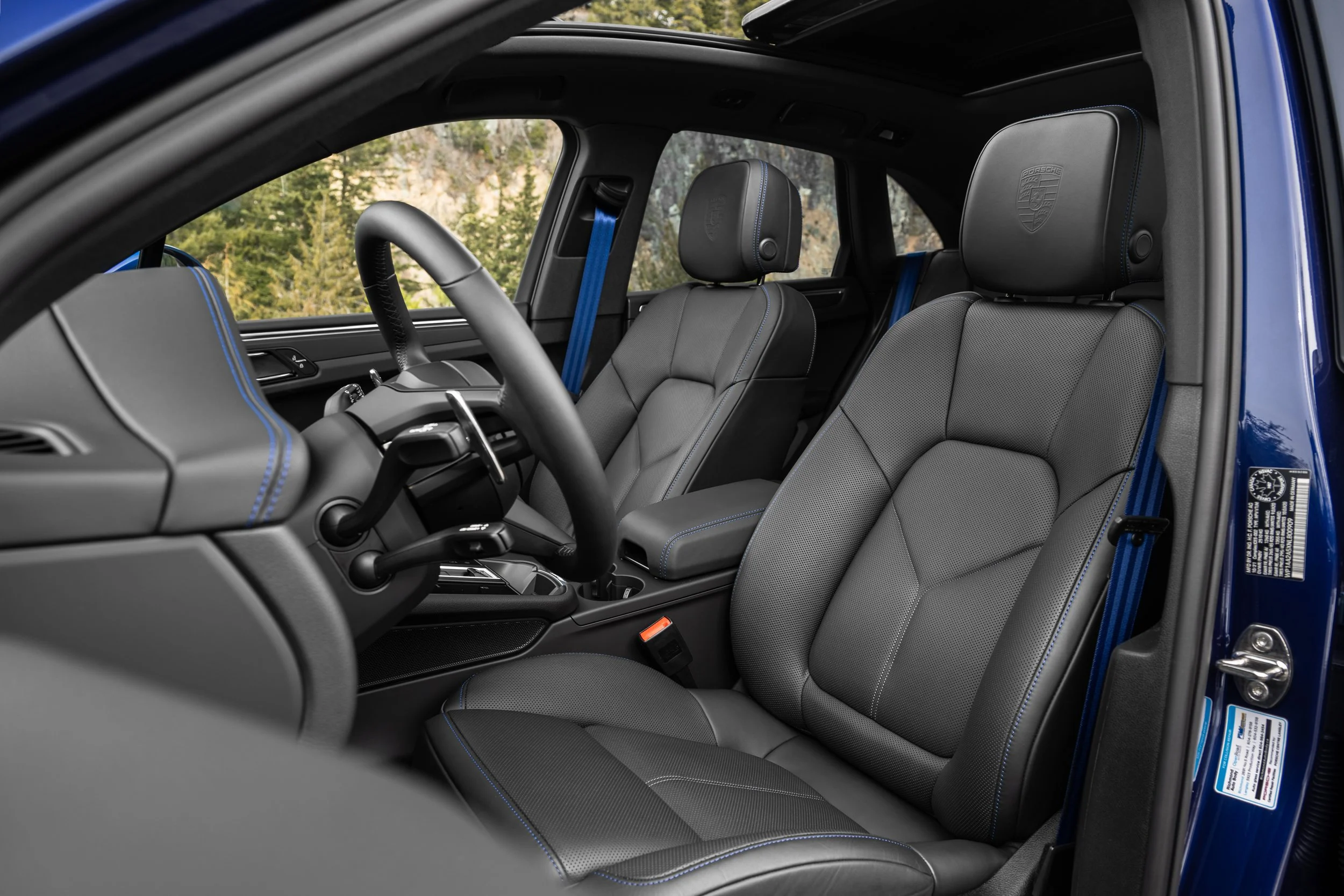 2022_03_10_PORSCHE_MACAN-12.JPG