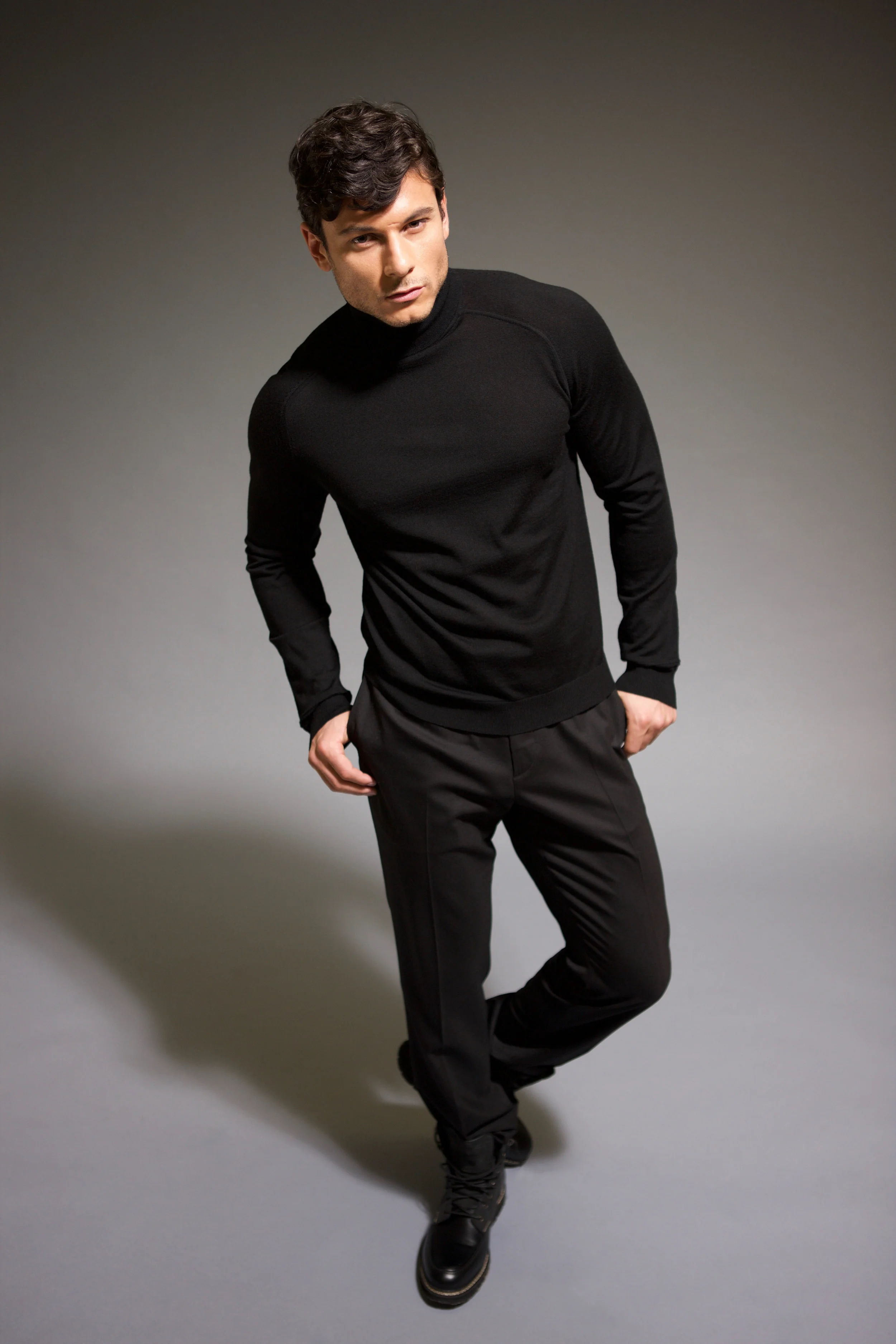 100% Extrafine merino wool turtle neck