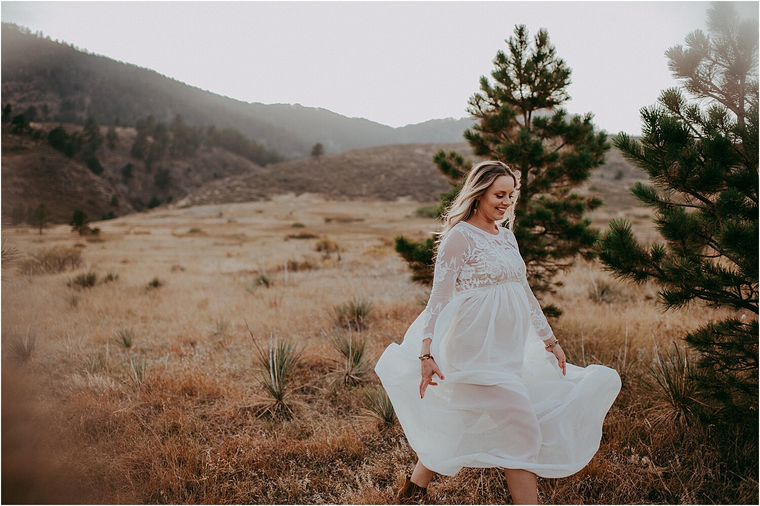 Outdoor Maternity Photos by Sunshine Lady Photography