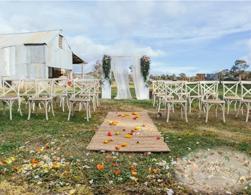A rustic country Ceremony setup by Style My Aisle. Image Keepsake Photography
