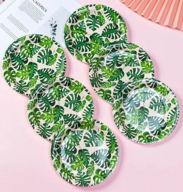 SH-555LPPP-the-Party-girl-kids-parties-leaf-jungle-safari-shaped-party-plates-1.JPG