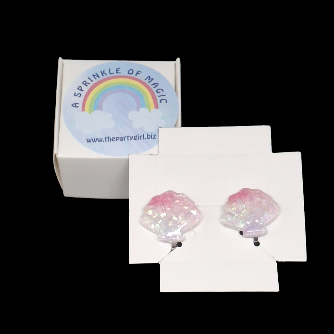 AESQ5713765-sparkle-clam-shell-clip-on-earring.png