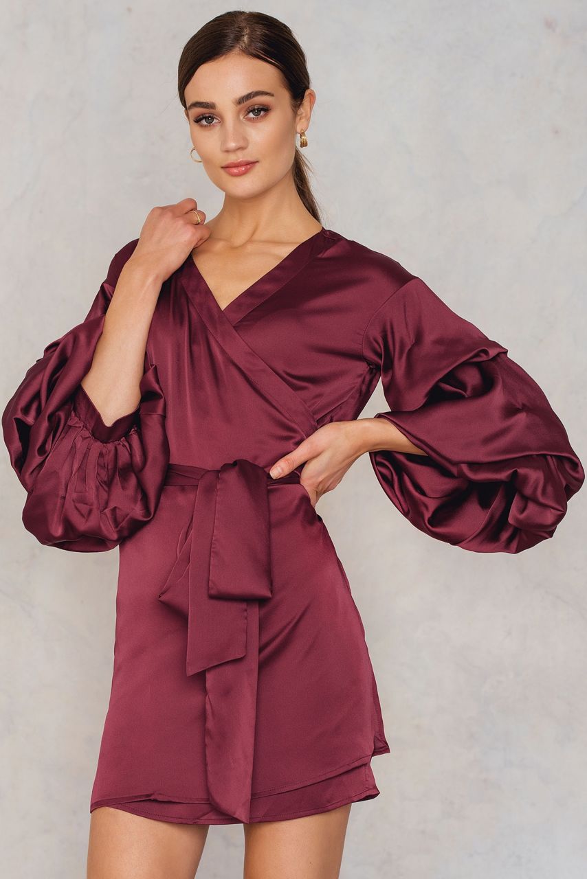 hot___delicious_bubble_sleeve_satin_dress_1553-000004-0212_01j.jpg