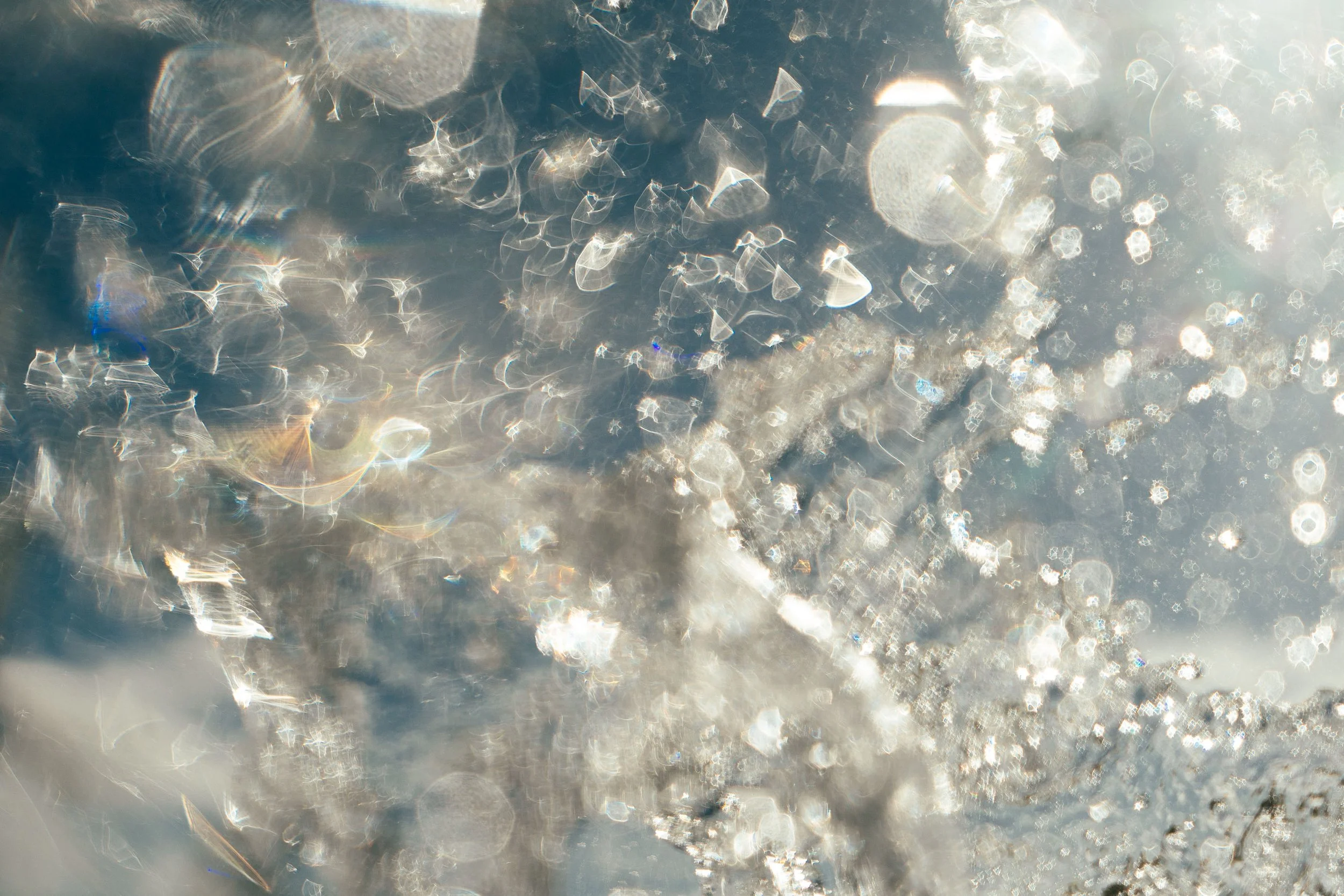 Creation of all the visuals for Jérémy Frerot’s third album entitled ‘Gamins des Sables’.
Released in September 2024.