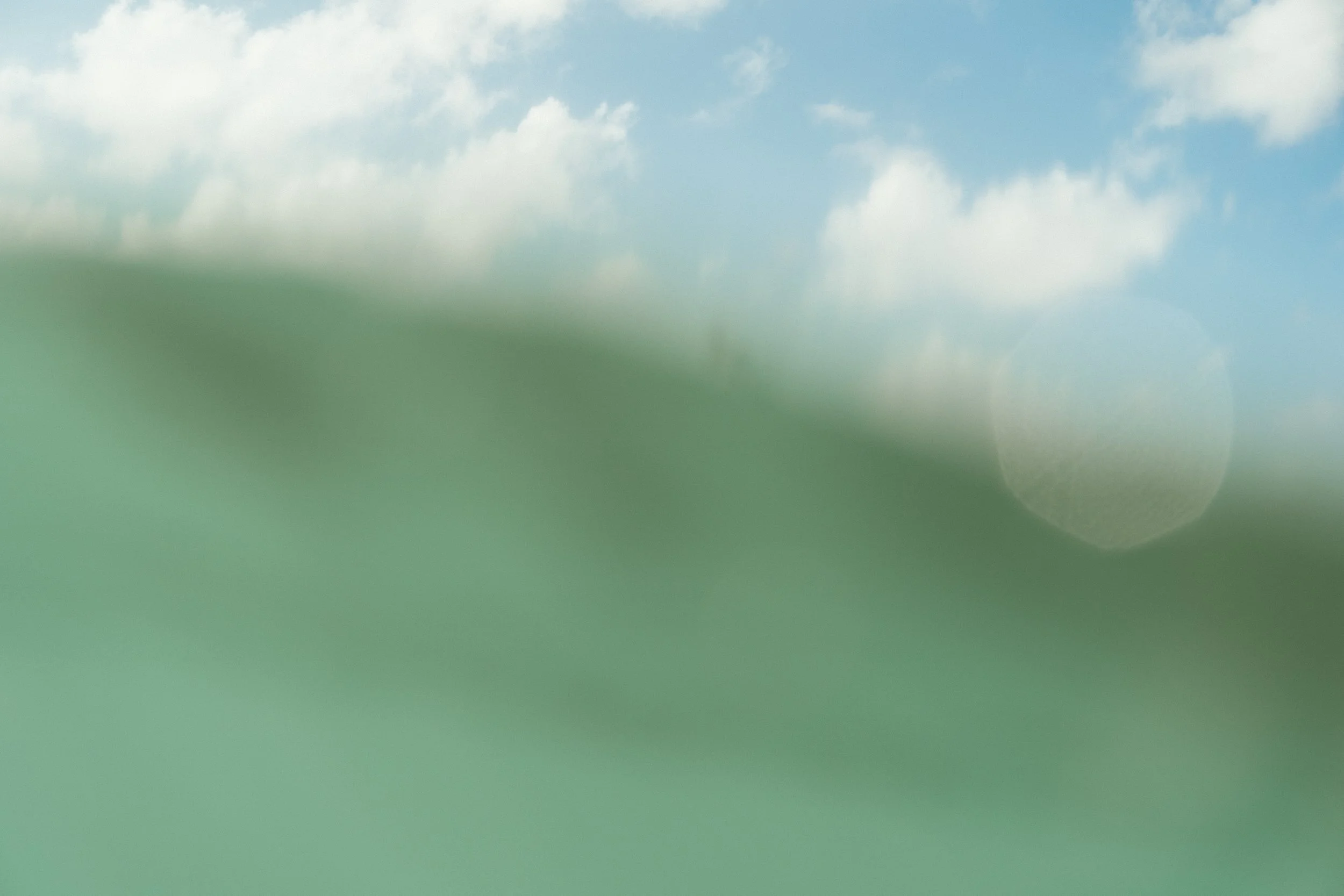 Creation of all the visuals for Jérémy Frerot’s third album entitled ‘Gamins des Sables’.
Released in September 2024.