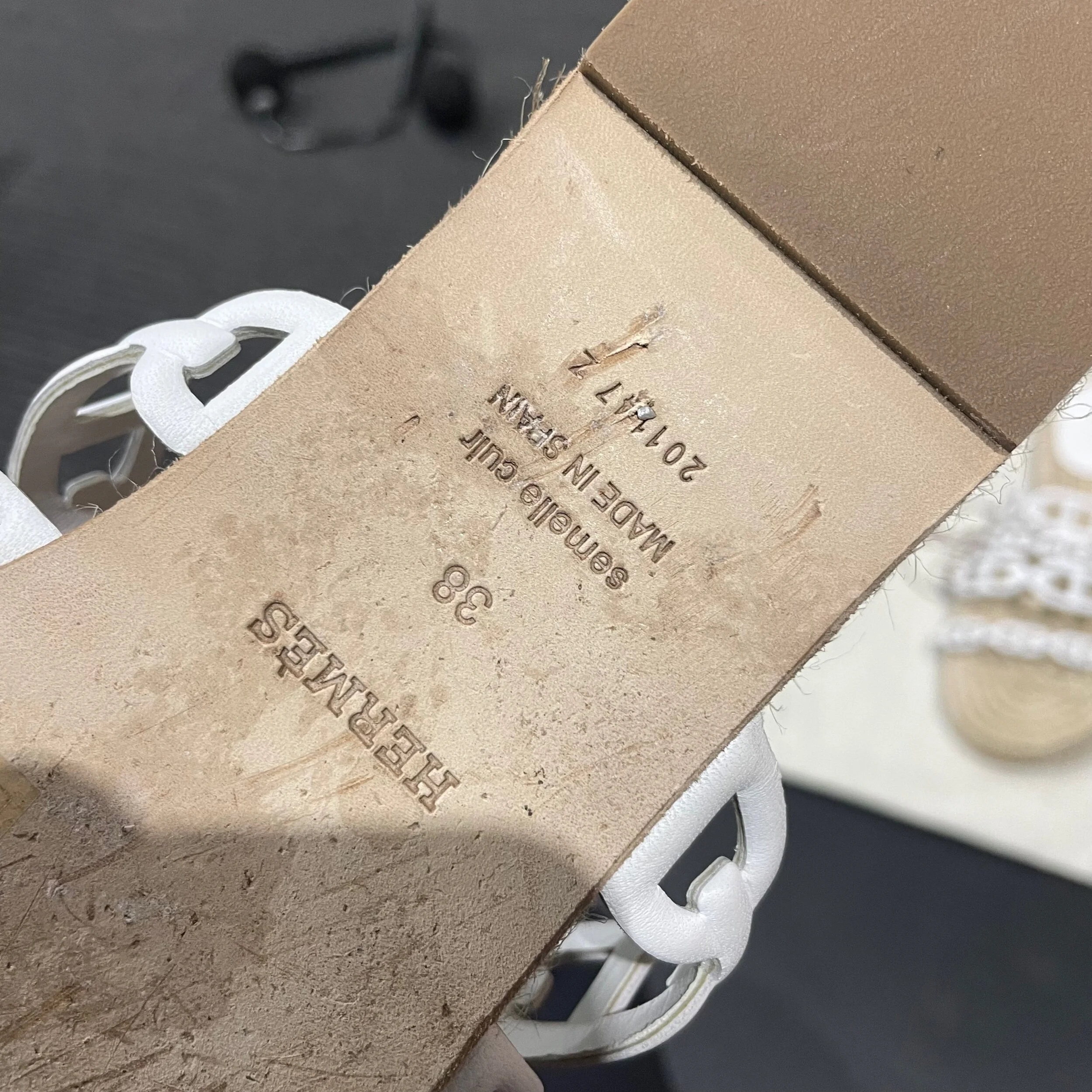 4D49A21C-5A0A-4FE6-A4B0-986052E8EA35