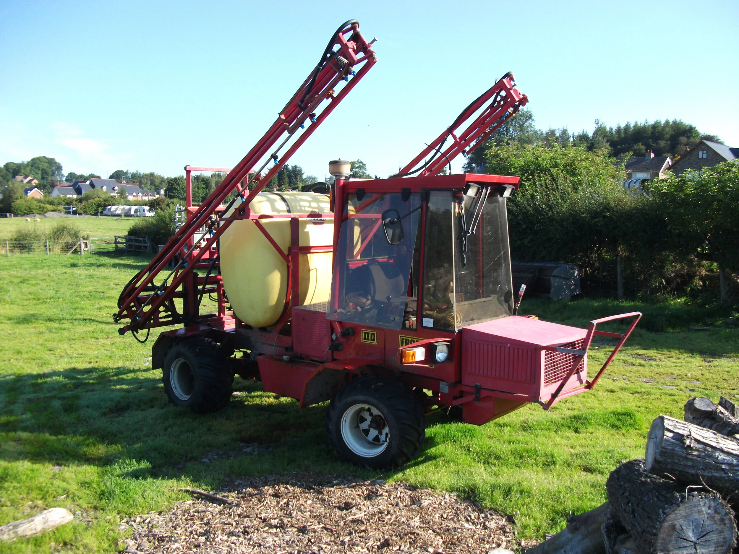 Safe use of pesticides -Mounted boom sprayer