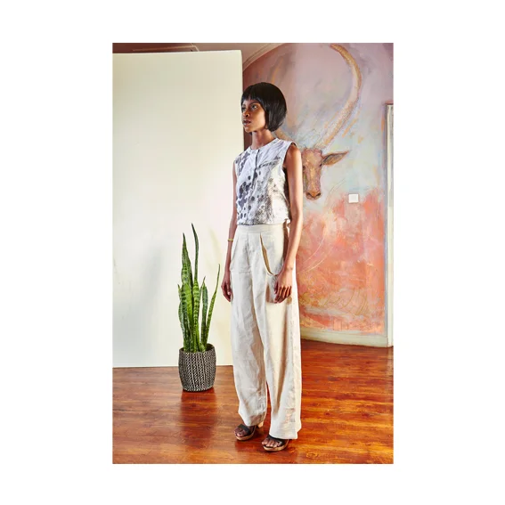 PRINT WHITE SHIRT.jpg