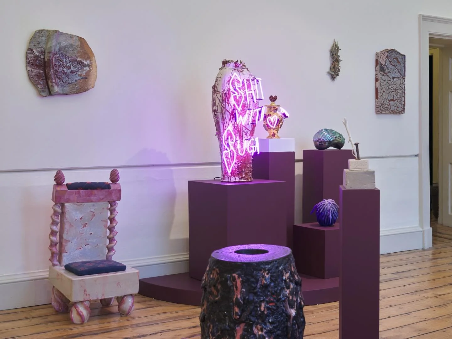 So proud to exhibit at Collect this year with @countyhallpottery 

Especially meaningful as it marks the first edition under the direction of @tf_chan, a new chapter that feels incredibly aligned.

The opportunity to exhibit sprouted from discussions