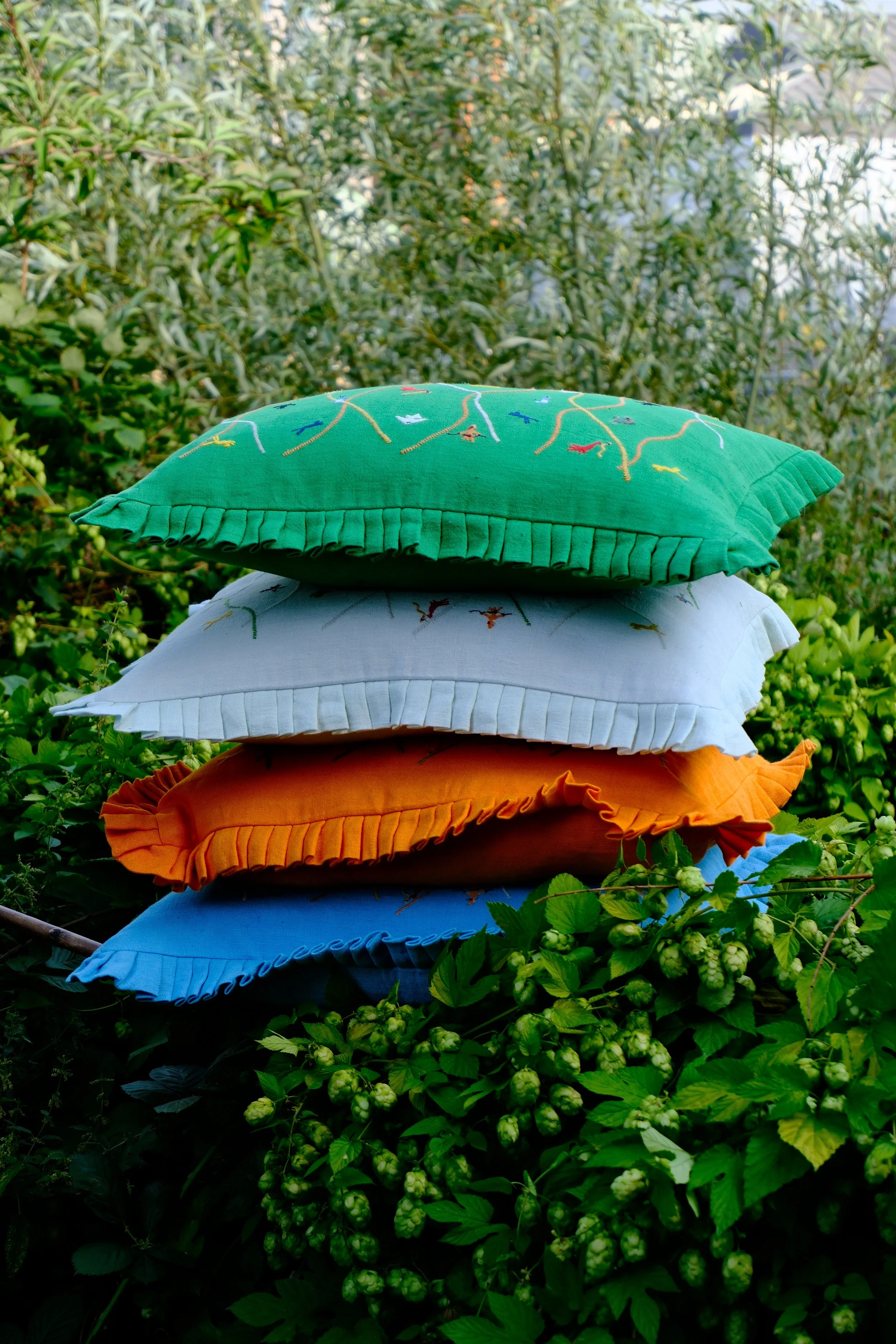Amechi Mandi_Asafo Happy Cushions (c) Charlotte Page.JPG