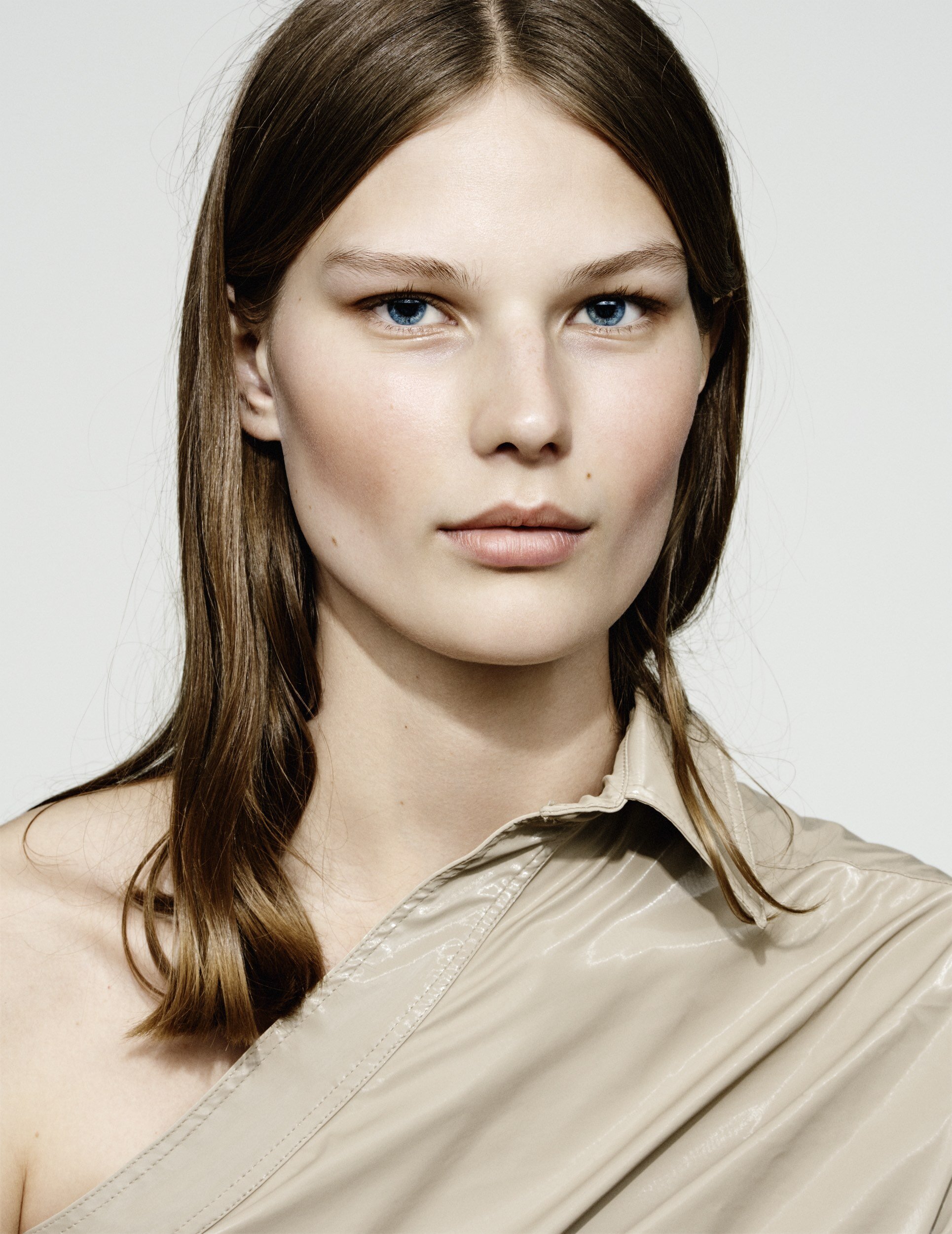 BEIGE CHEEK_MAX MARA_001_v3.jpg