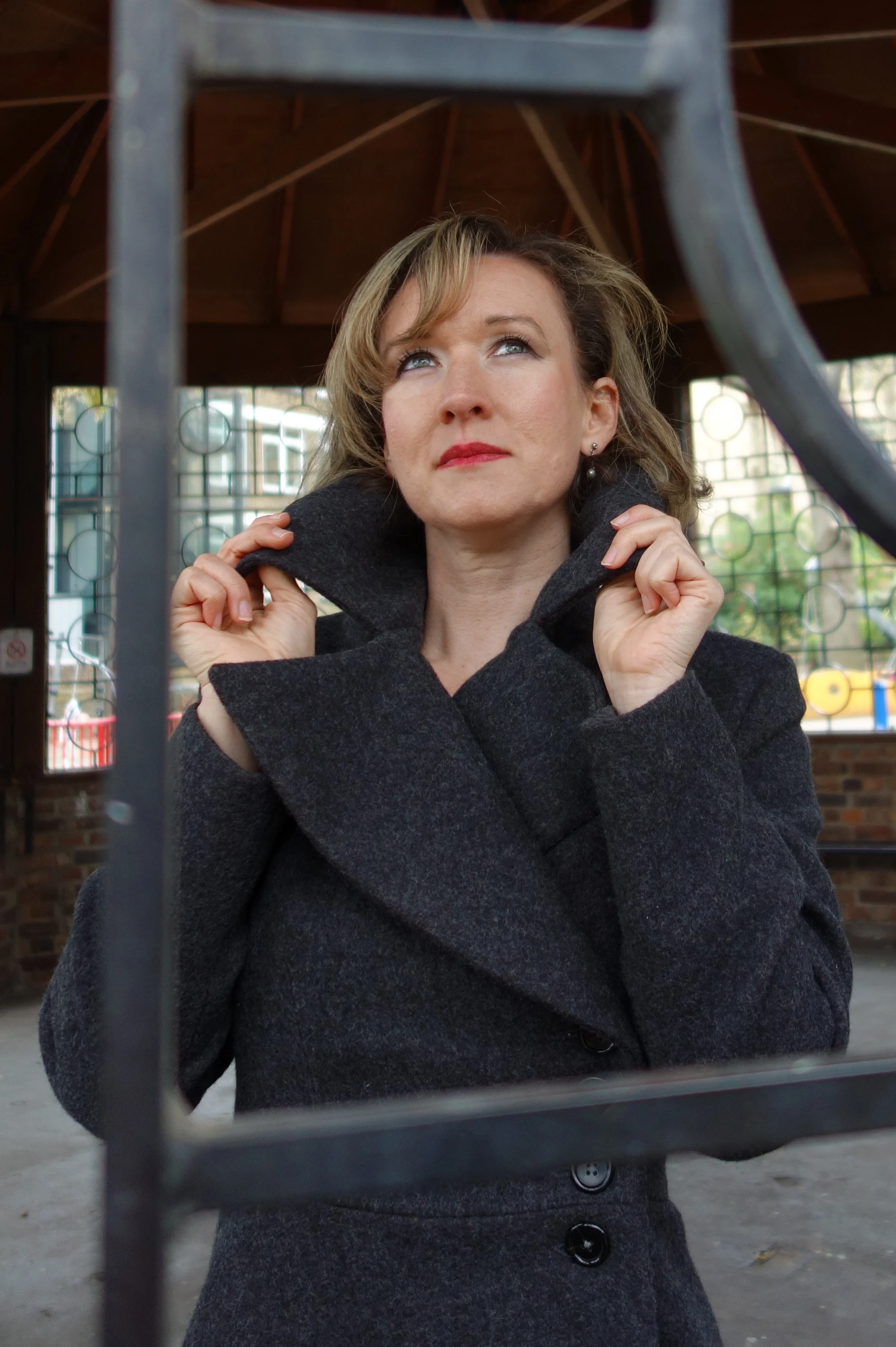  A closeup of the dramatic wide collar 