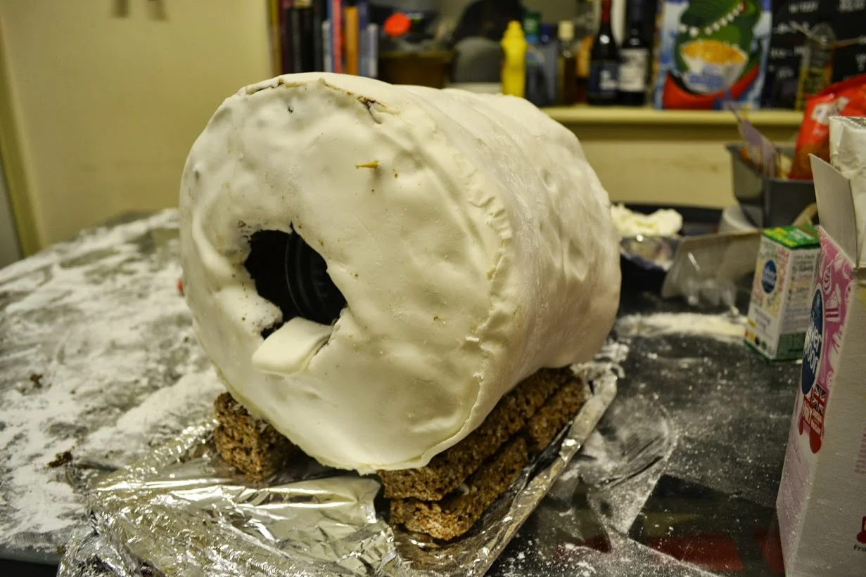 MRI Scanner Cake 2013