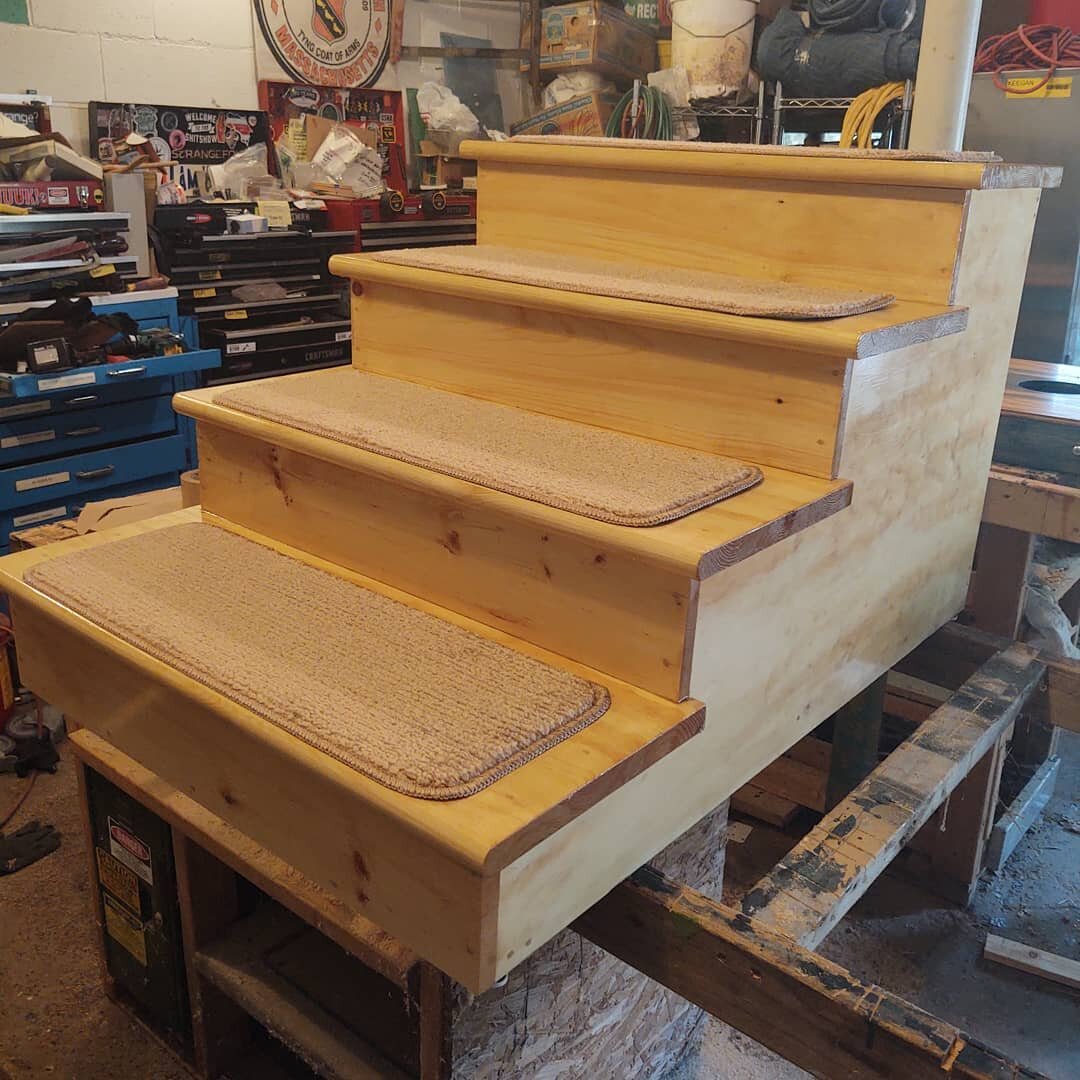 The doggie stair project is ready for delivery! Carpet treads installed for traction, and all the wood is sealed with a satin finish polyurethane. 
These steps are to help an older pup up on the bed. 
#dogsofinsta #dogsofinstagram #dogs #custommade #