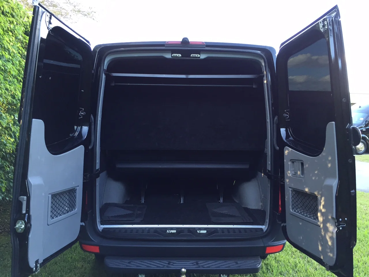 9 passenger trunk space