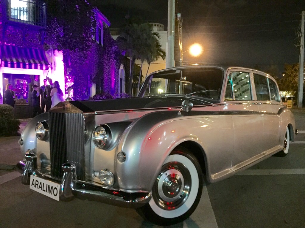 CLASSIC CAR RENTAL — AraLimo