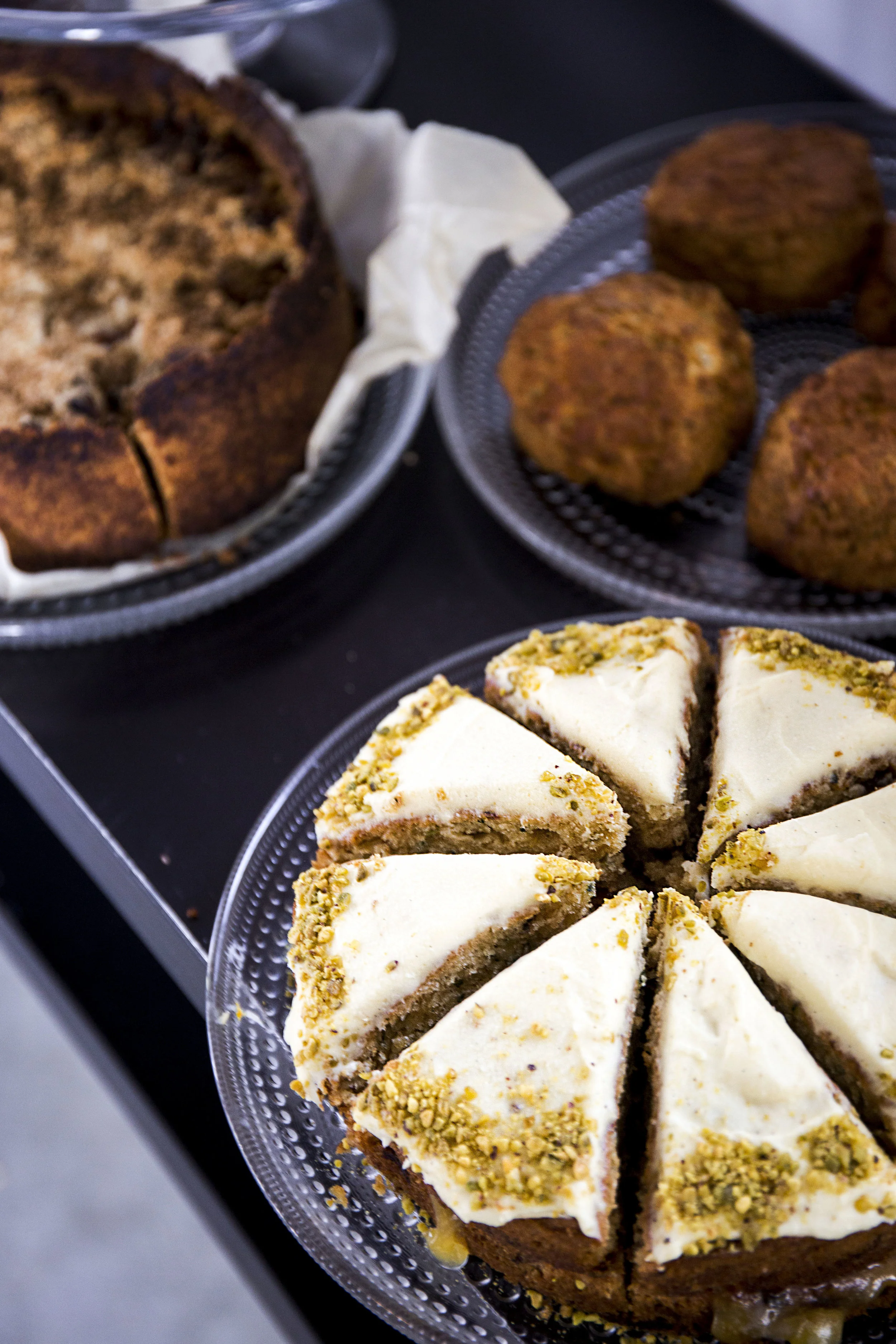Cake plates V.jpg