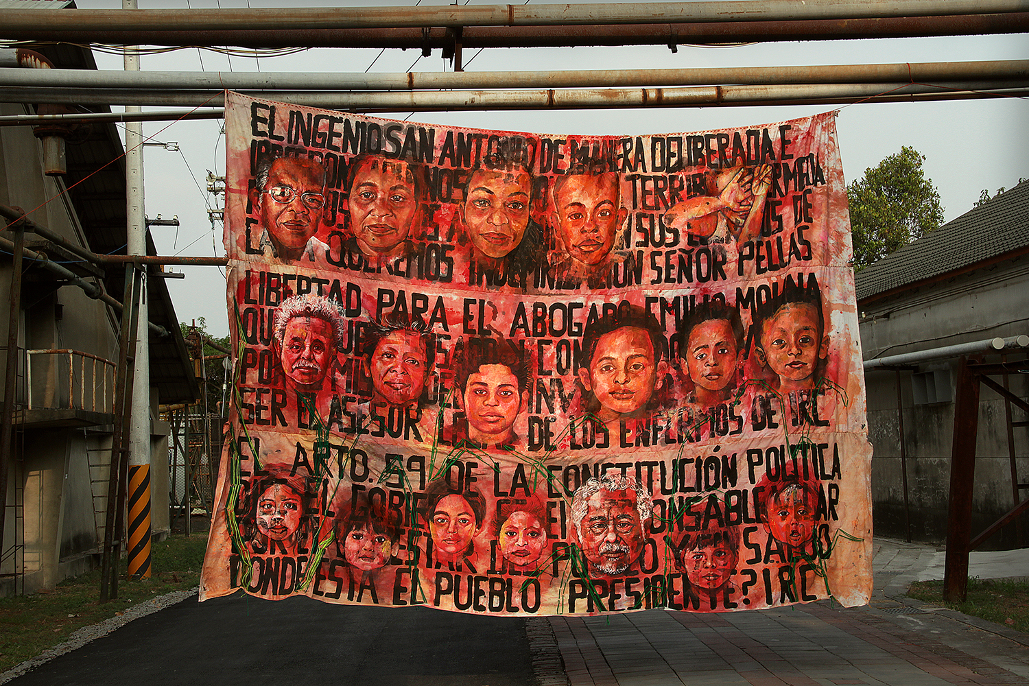 Empalagoso (Saccharine): The Chichigalpa Portrait Project, Protest Banner Tapestry at Taiwan Sugar Museum. Photo courtesy of artist. 