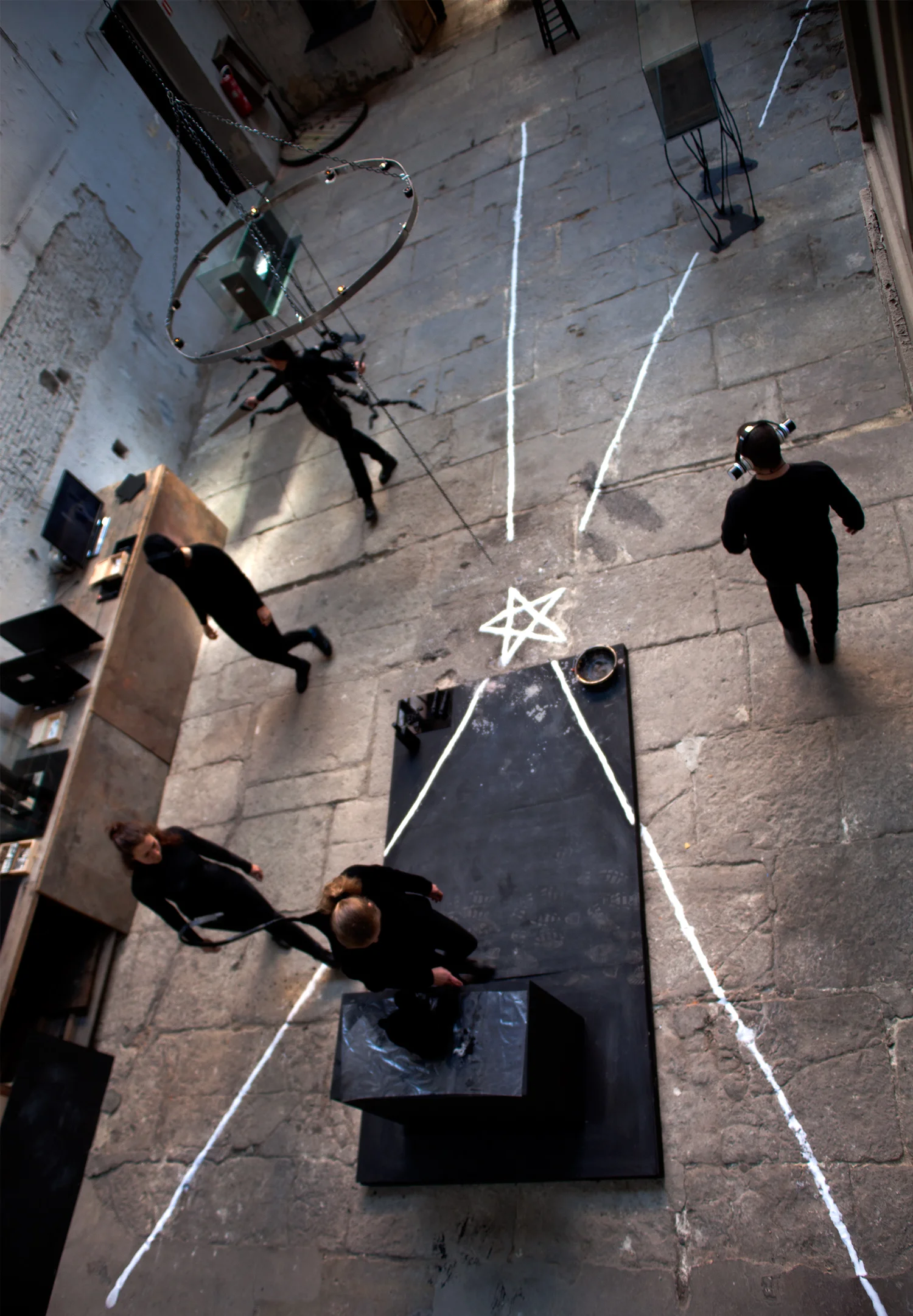 image-carlos mate-the-groundhog-day-7.jpg alt=image carlos mate art installlation and performance the groundhog day