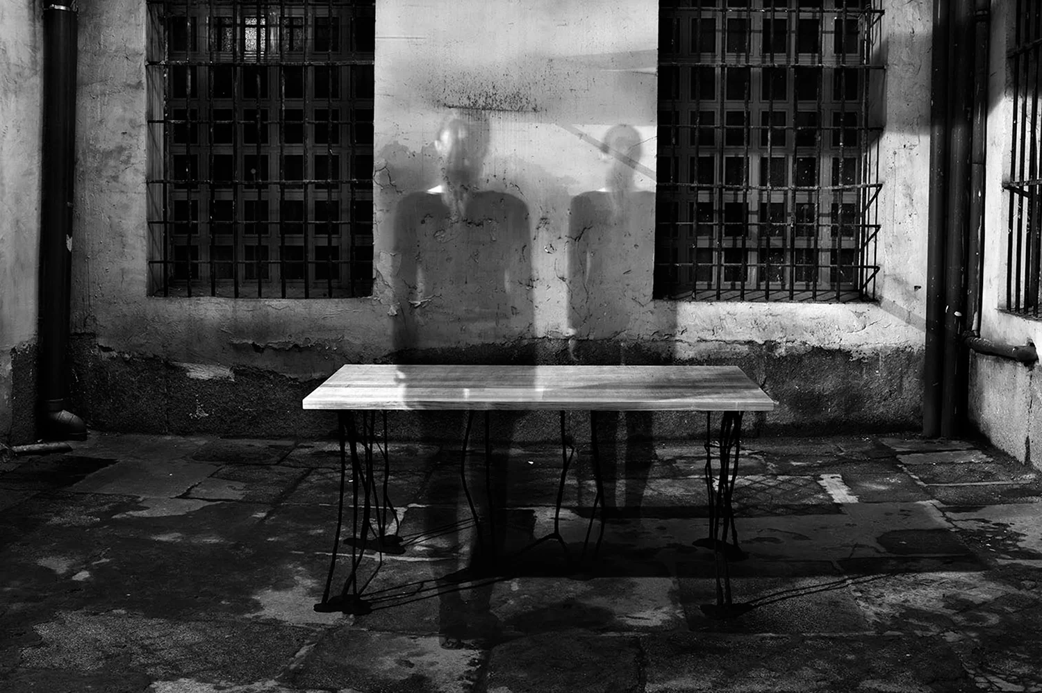 image-carlos-mate-Milano-design-week-she-was-here- 2.jpg alt=carlos mate art peace she was here at milano design week