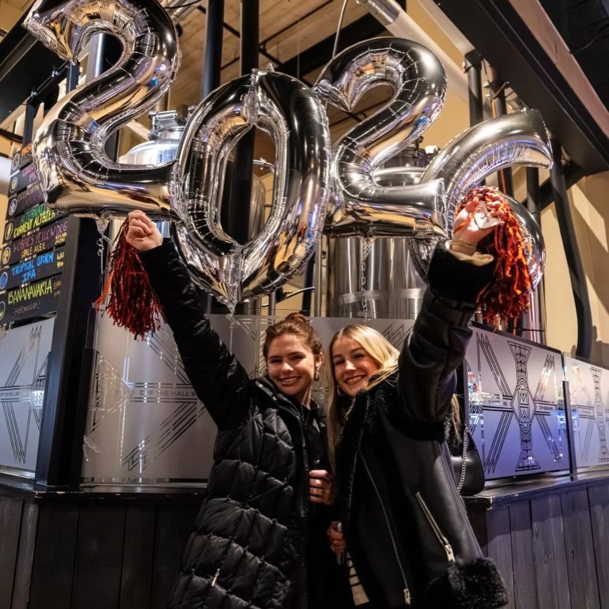 Hope everyone had a great time at the AAD 100 Days Until Graduation Celebration last night at the Maroon Door.
&nbsp;
Spring grads: have you made your senior class gift yet? Click on the link in our profile to learn more about the tradition and ben