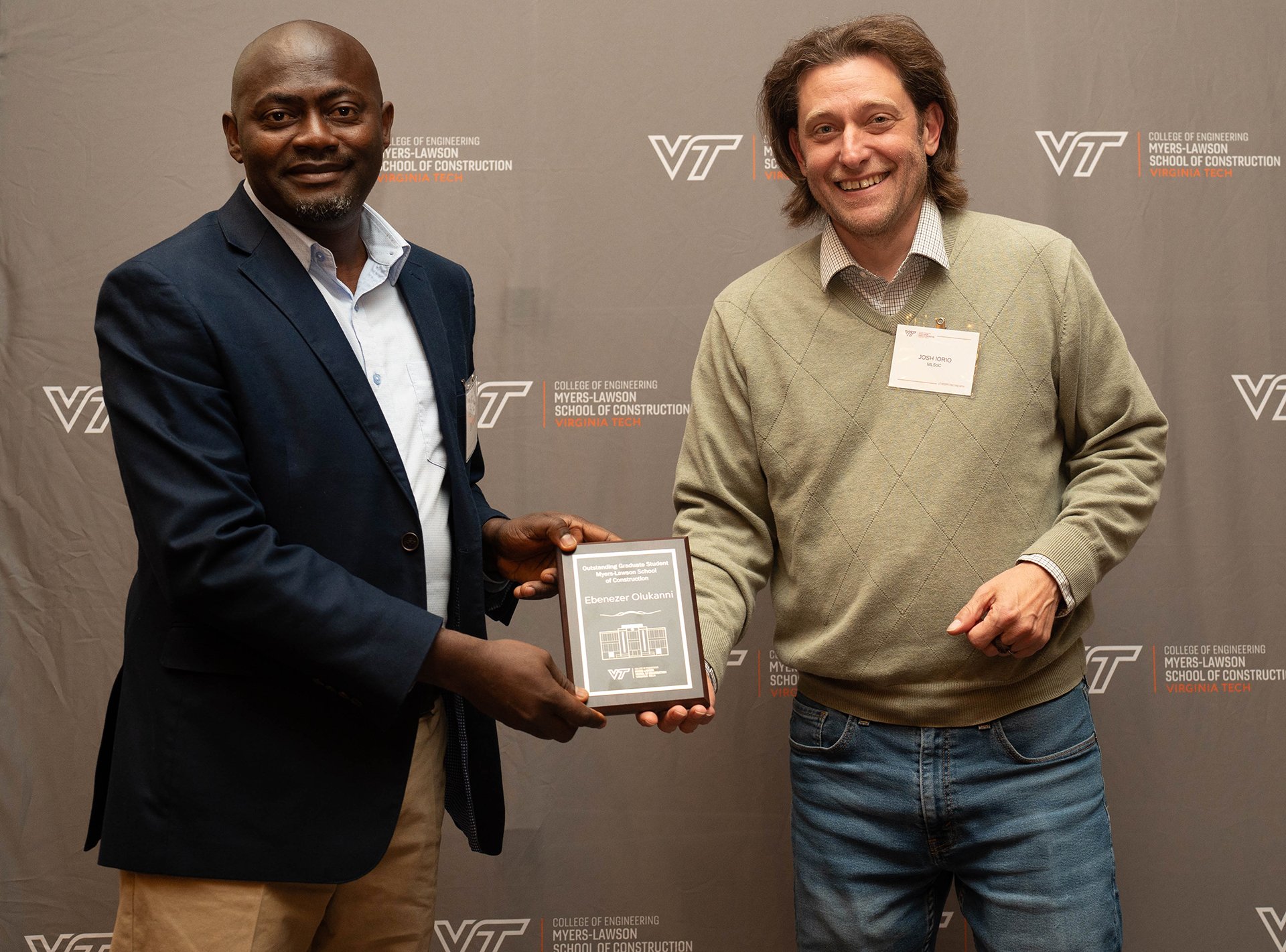 Congratulations to Ebenezer Olukanni, winner of the @vtmlsoc Outstanding Graduate Student Award! A Ph.D. candidate in environmental design and planning at @virginia.tech and a member of the Smart Systems Lab, Olukanni was recognized for his research 