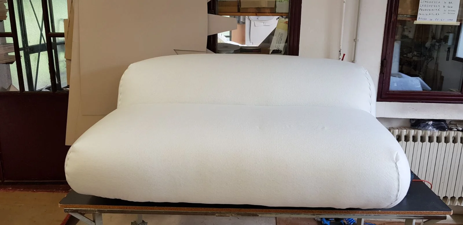 Soriana Sofa Restoration phase 3 - All the padding is in place ! wow it looks puffy again amazing