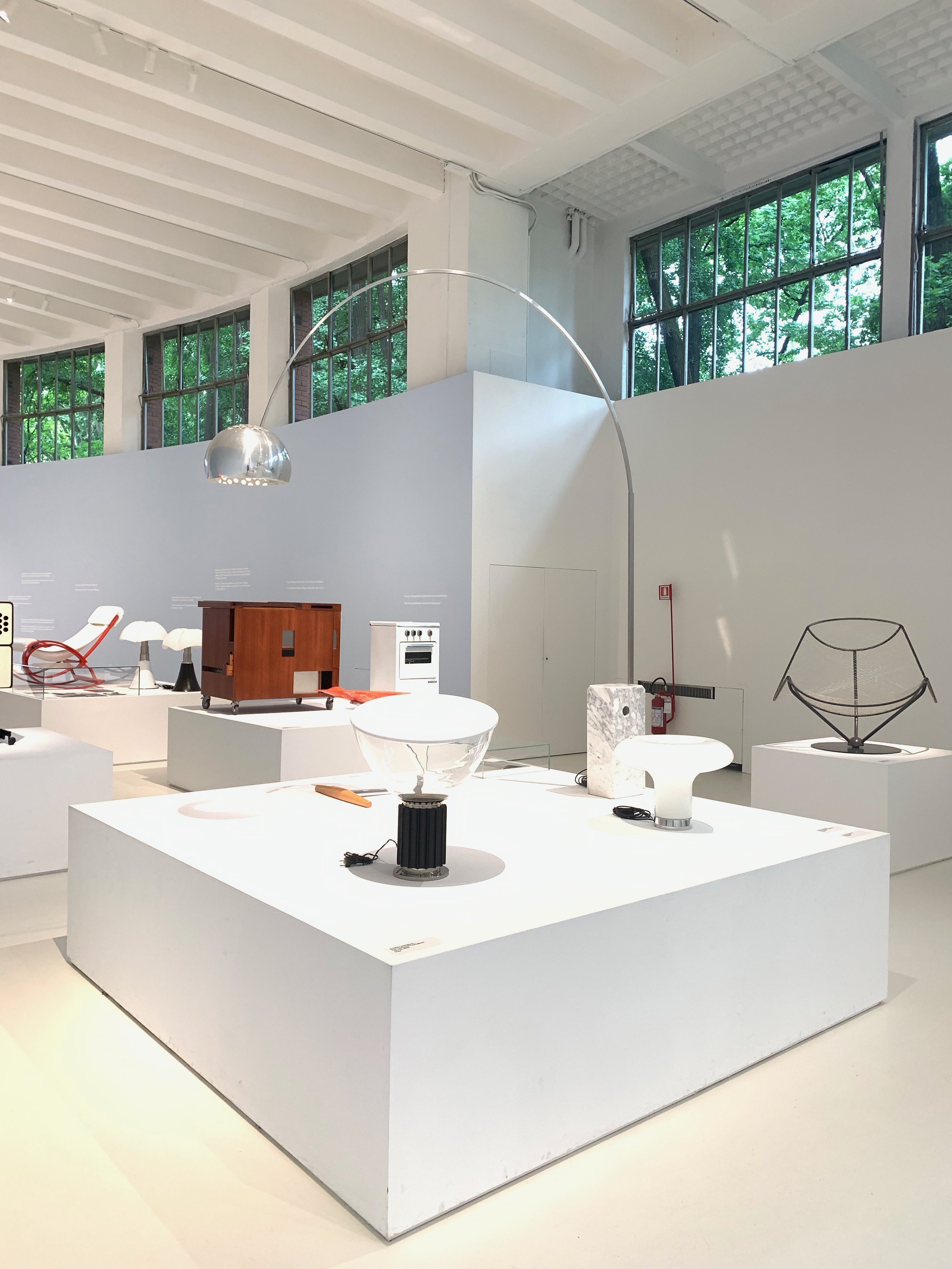 Museum Of Italian Design - Italian Mid Century Modern Furniture Designitalia00015.jpeg