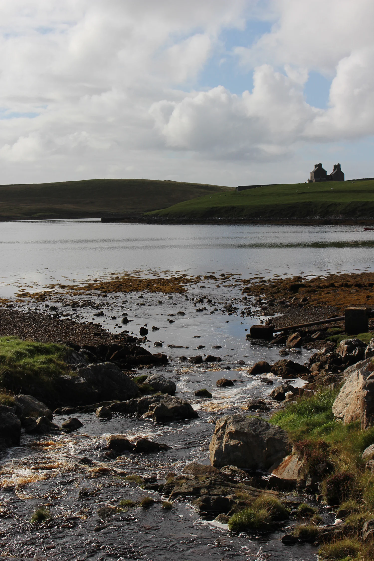 North Haa in the distance. Lots of memories playing in this burn when I was peerie. When the tide's out you can find some nice bits of laem (pottery) among the seaweed.