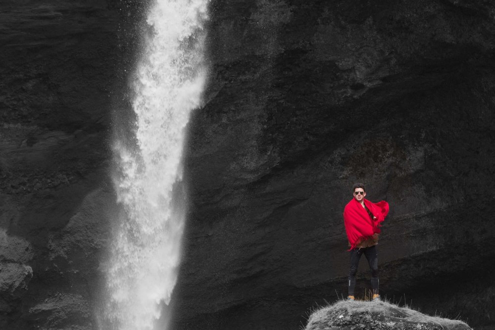 Joe Shutter Bloggar Photographer Iceland Waterfall Photoshoot-17.jpg
