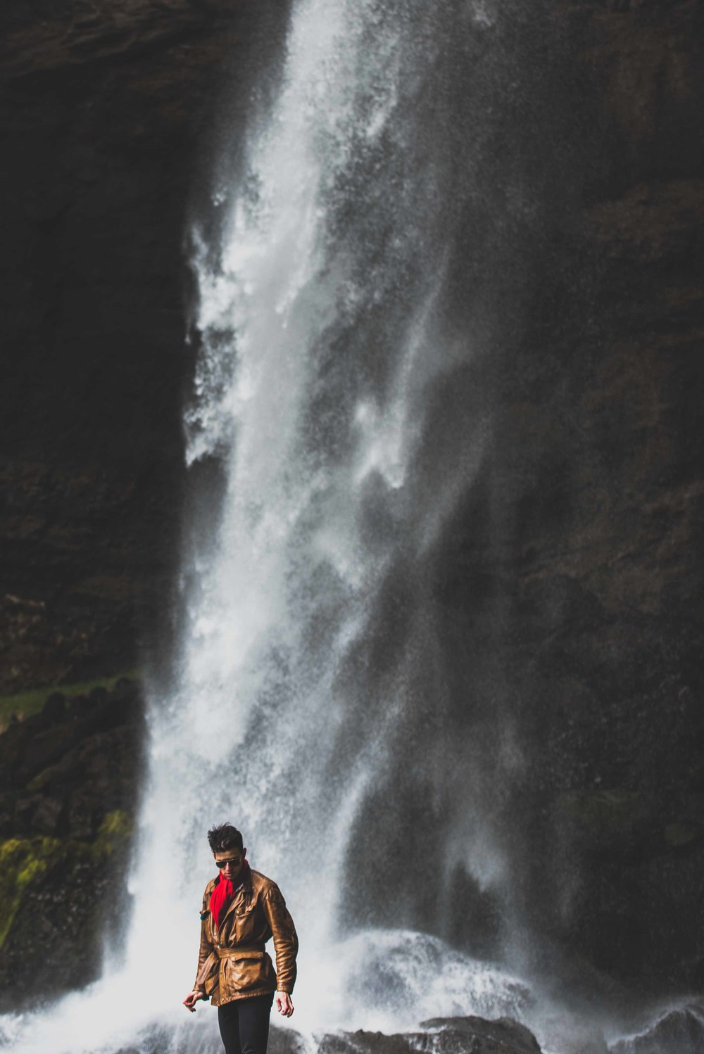 Joe Shutter Bloggar Photographer Iceland Waterfall Photoshoot-25.jpg