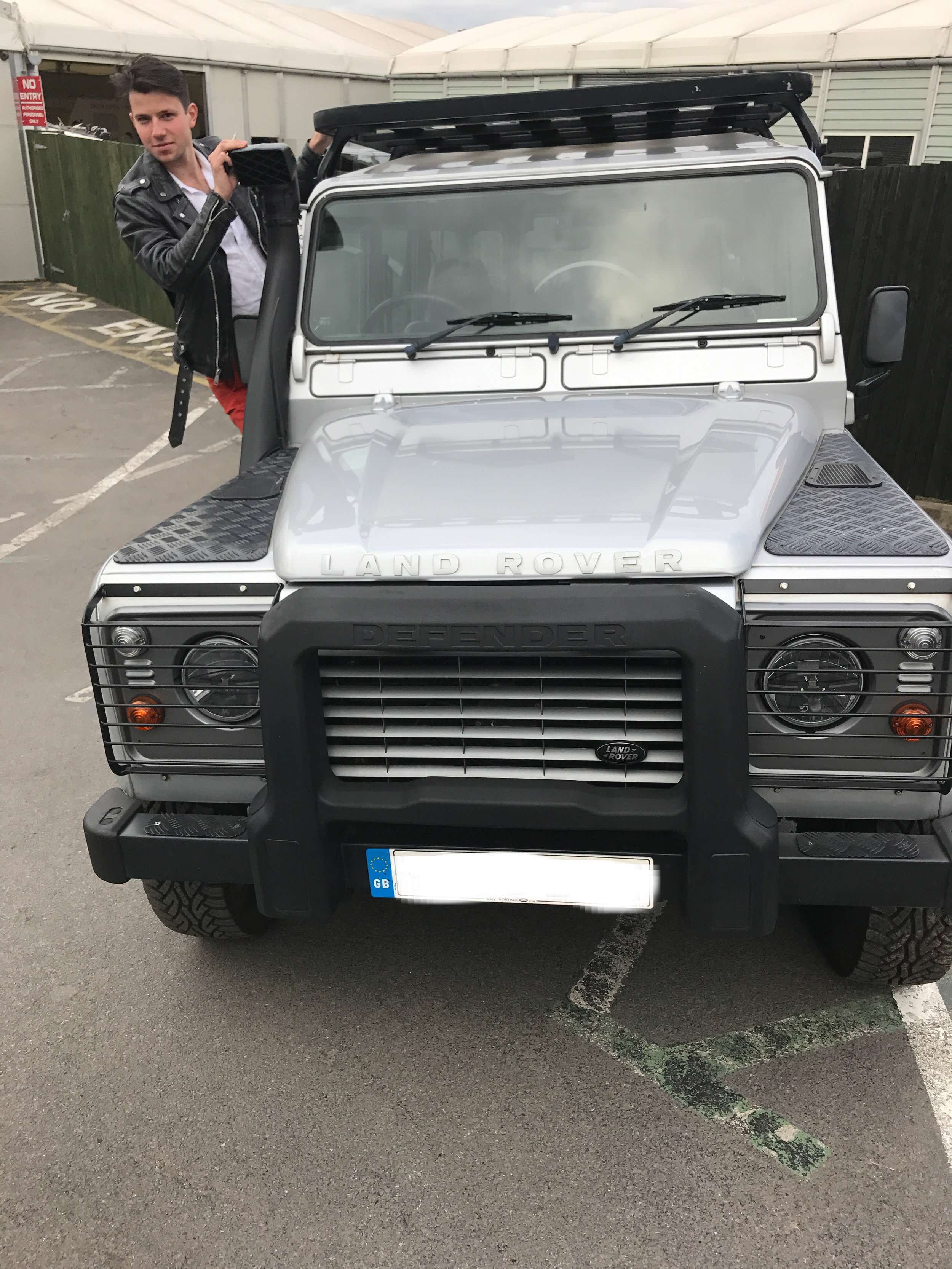 Picking up the Landy at Nene Overland, Maidenhead