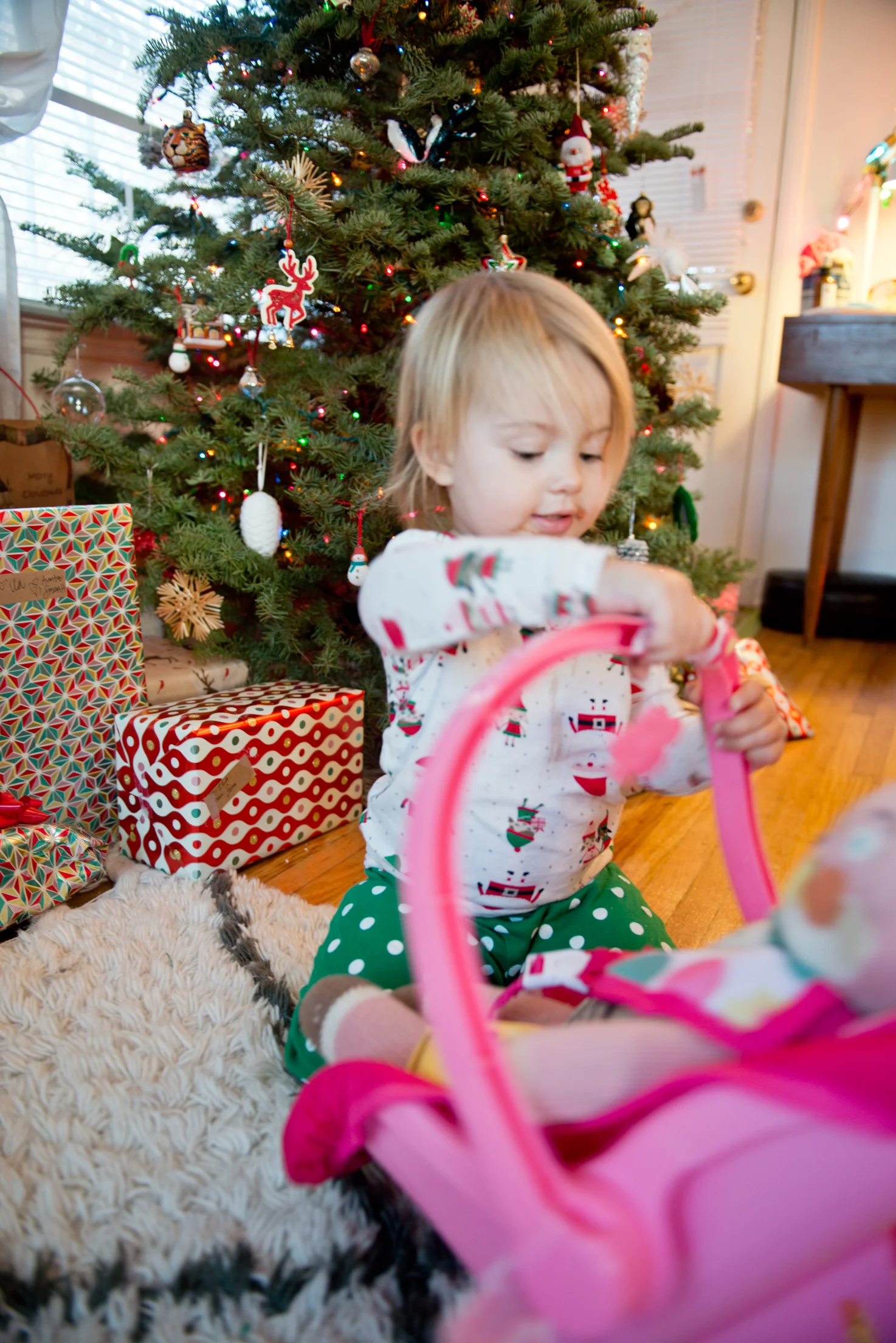 ila-rose-christmas-morning2015.jpg