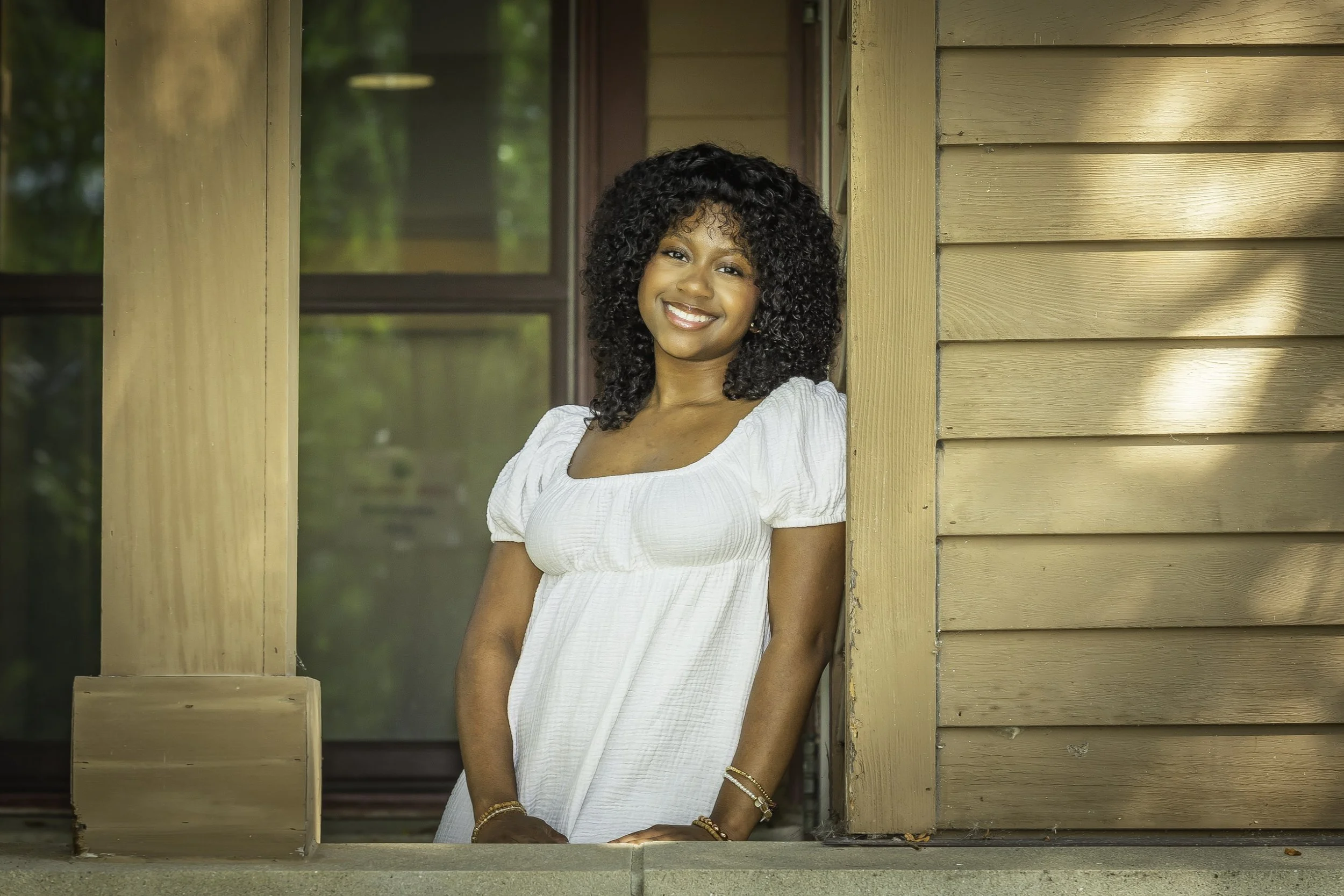  Ypsilanti and Ann Arbor Head shot, portrait, senior, family, children, real estate and pet photographer  