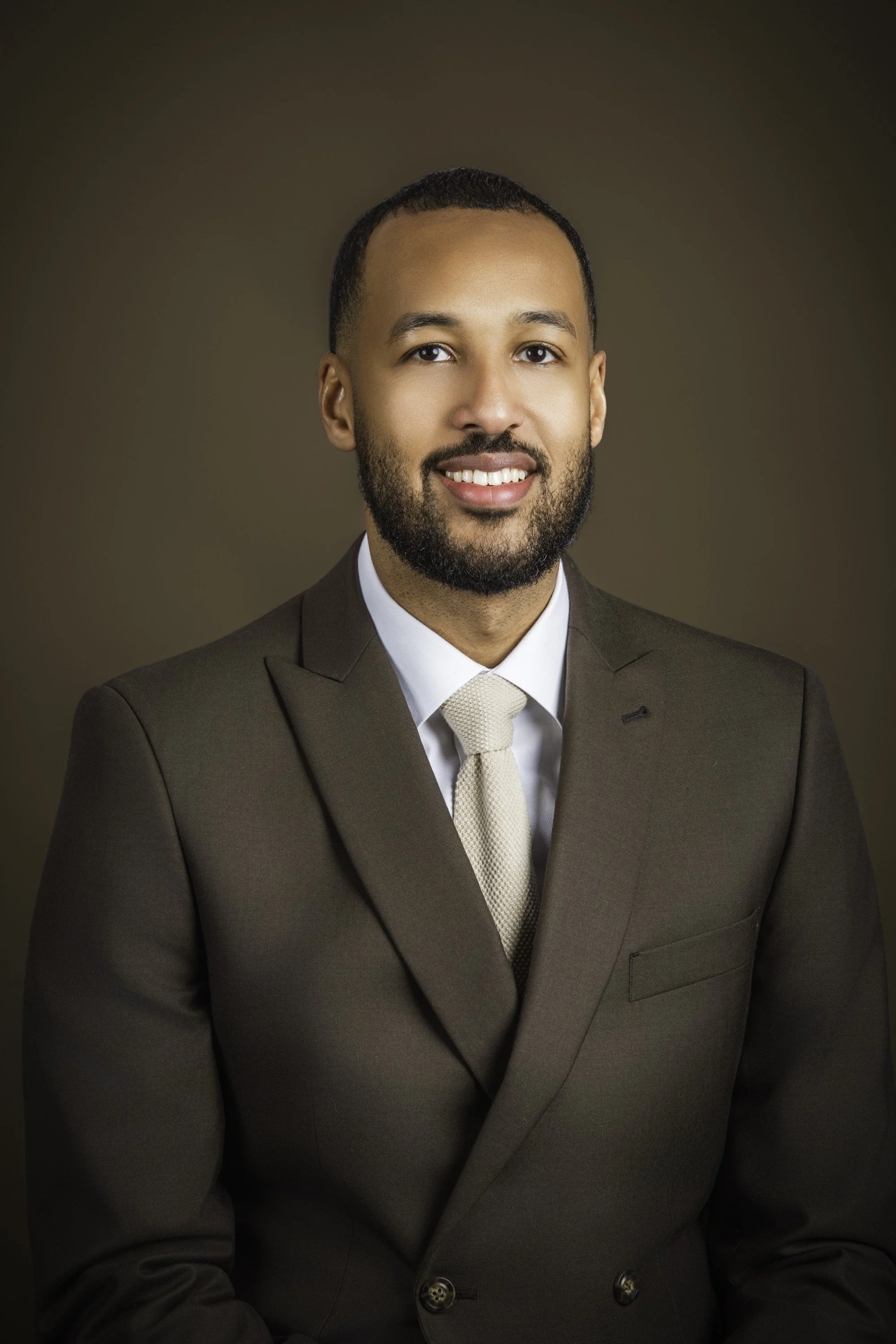  Ypsilanti and Ann Arbor Head shot, portrait, senior, family, children, real estate and pet photographer  