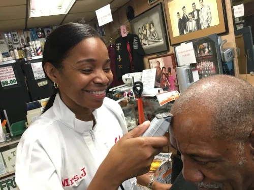 Johnnie Hammond, Chazap Barber College