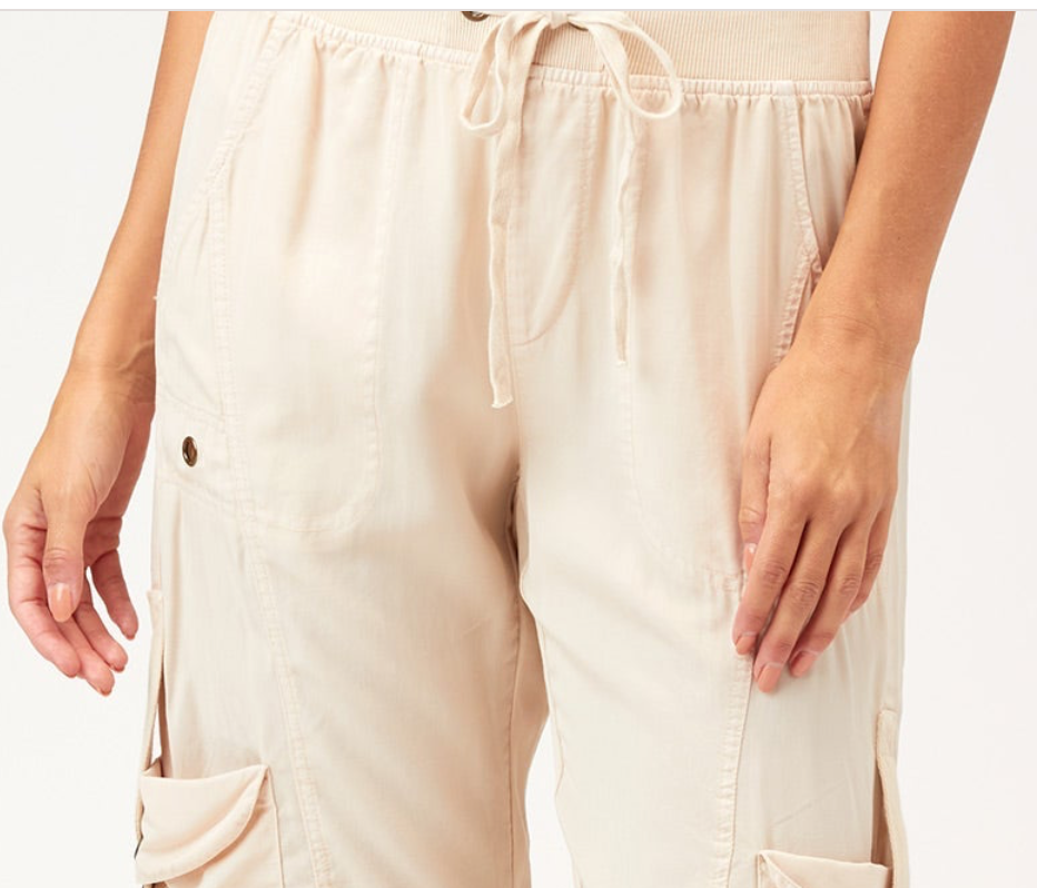 Women's Apparel — Petals & Pearls Boutique