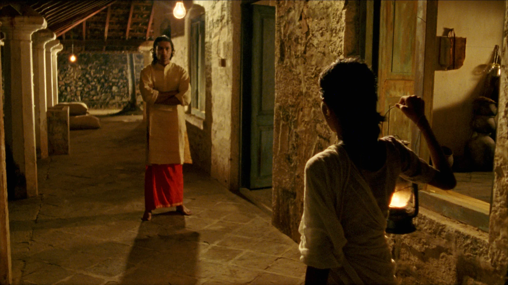 Vanaja confronted by Shekhar.jpg
