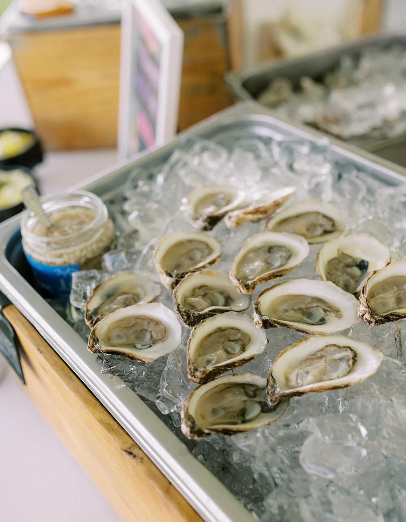 Shuck the week away with $2 oysters, all day long every Thursday.
Perfect with a glass of something crisp, a seat in the Verandah and good company. 
#deanehouseyyc #oystersonthehalfshell #yychappyhour #oysters #yyceats 
Photo @tesslucasphoto