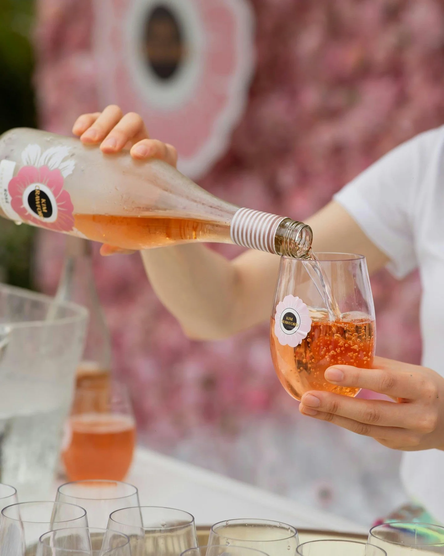 Thank you to our Garden Bar sponsor, @kimcrawfordcanada for bringing something truly refreshing to this year&rsquo;s Ros&eacute; &amp; Croquet Garden Party on June 18 presented by @atbwealth. Featuring the prettiest blush‑pink French ros&eacute;, it&