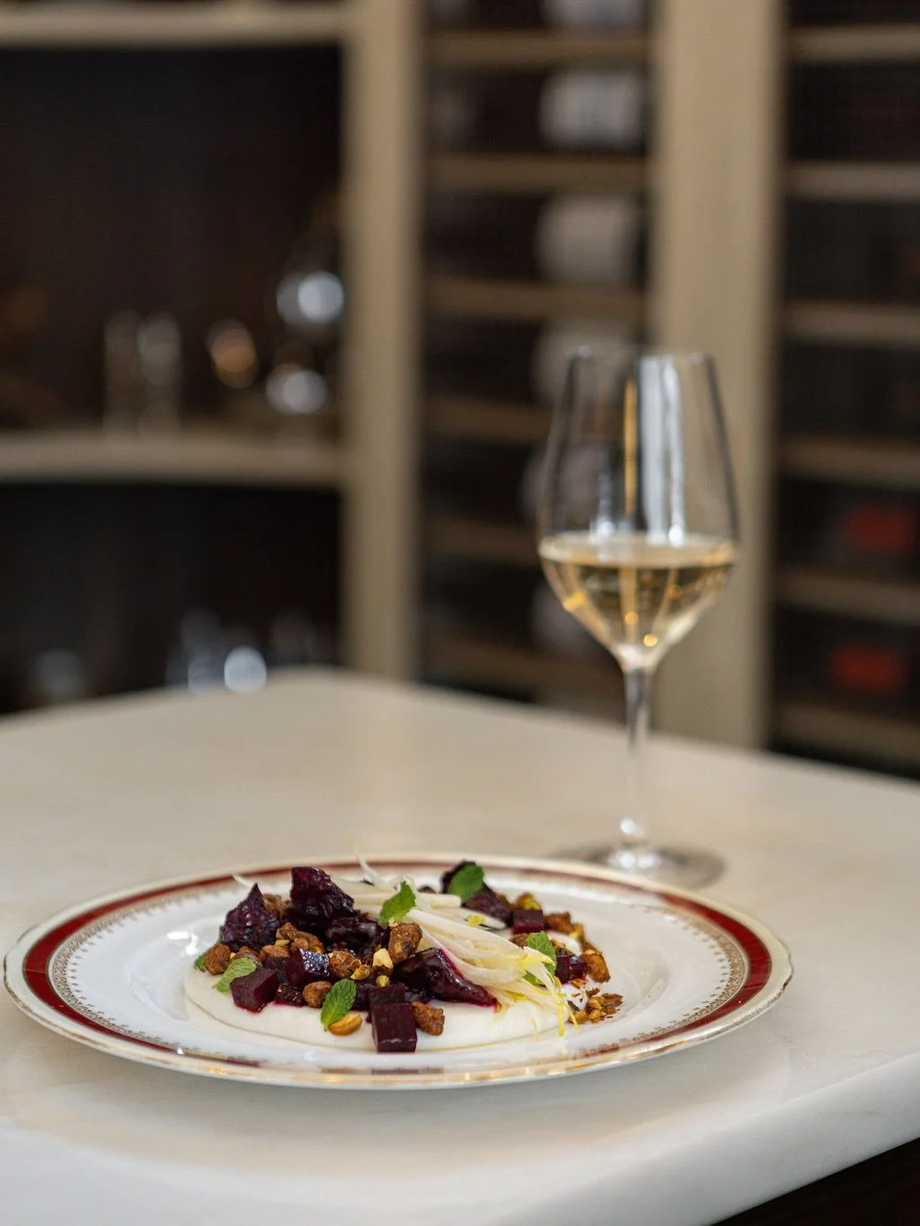 Good food and good company go hand in hand. - Dolly Parton

Photos: @py_lens 
#yycdining #yycfood #yyclunch #deanehouseyyc