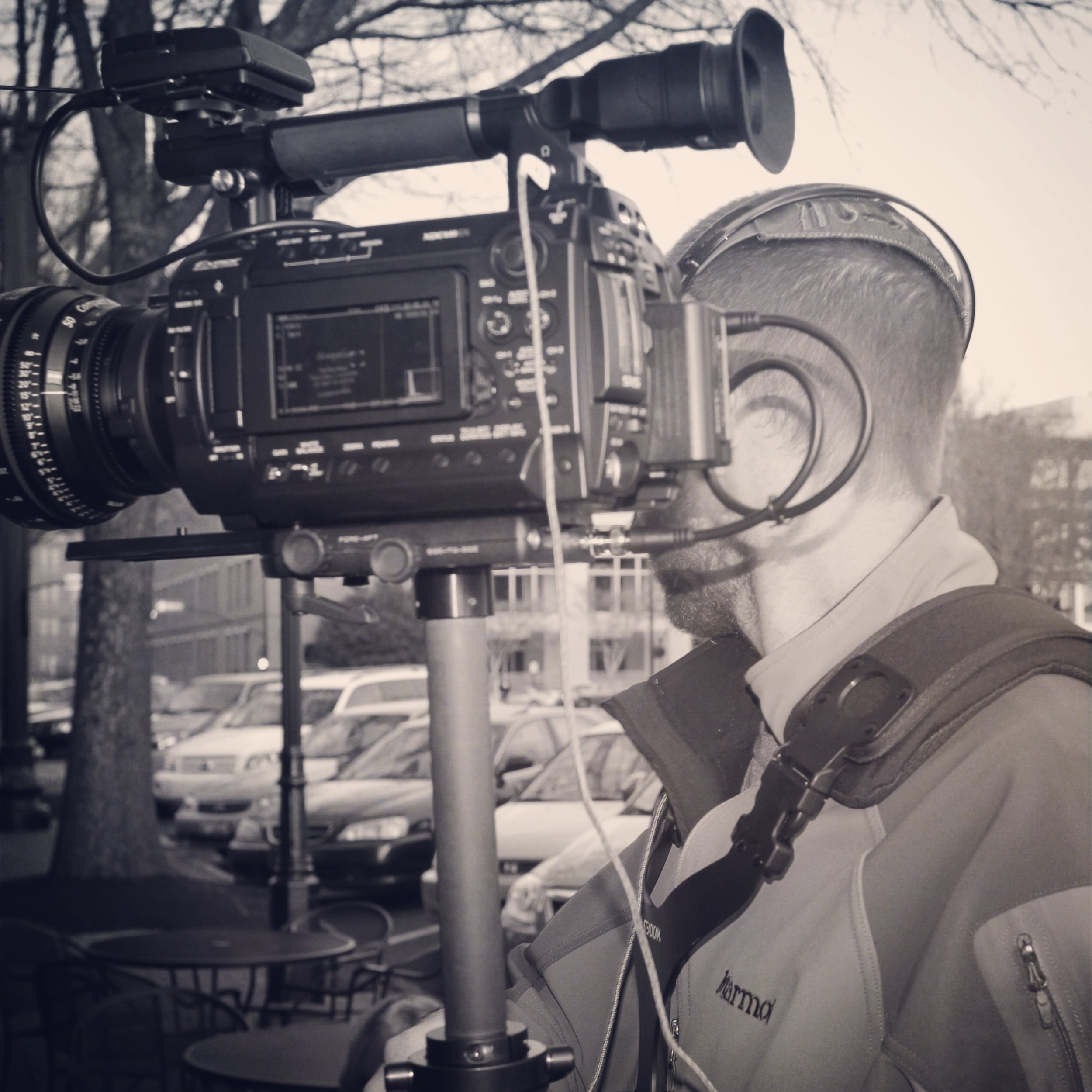 We flew our Sony PMW-F3 / Zeiss CP.2 50MM combo on the ever-reliable Steadicam Flyer 24le