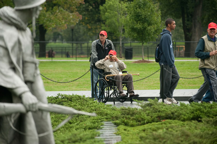 Music City Honor Flight (30).jpg