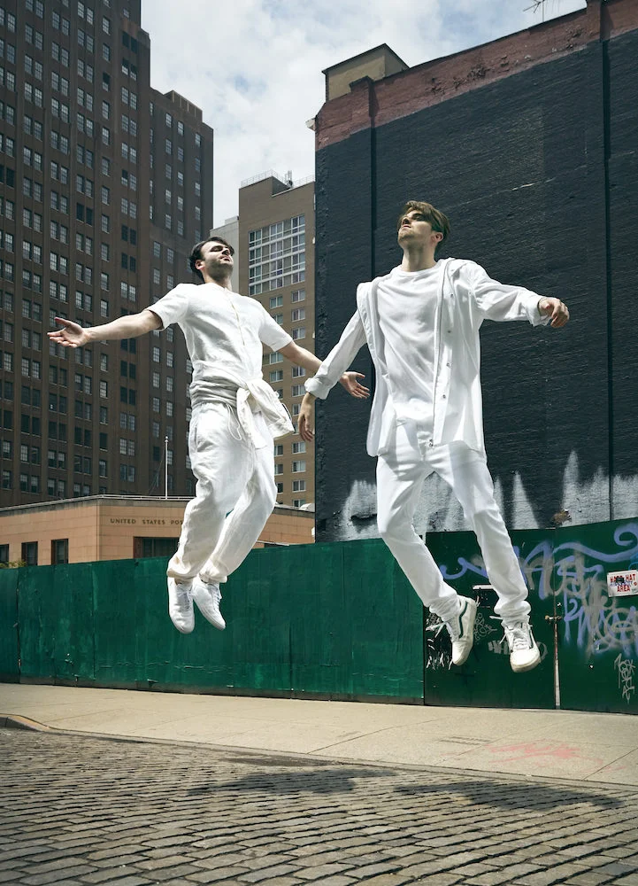 img-chainsmokers_154802638372-721x1000.jpg