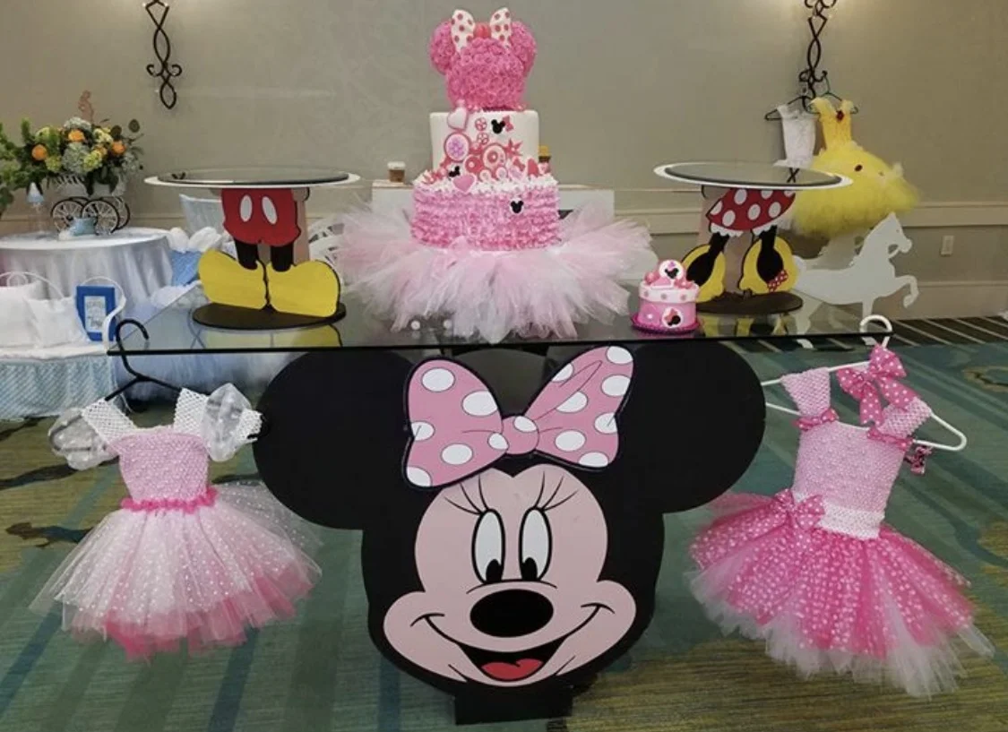 Minnie Mouse table w/ glass top