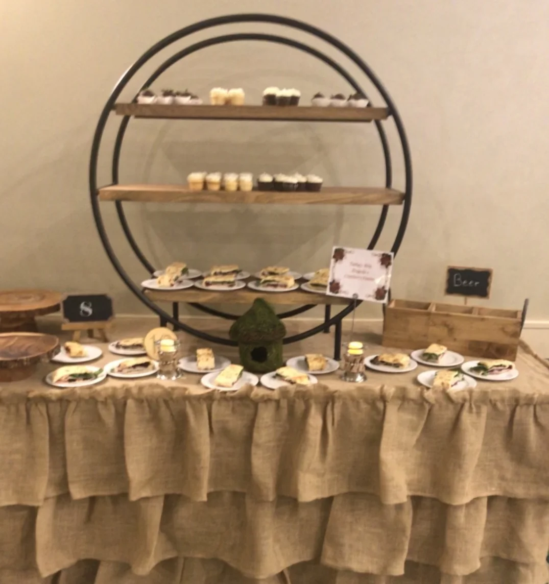 Wooden Circle Dessert Table